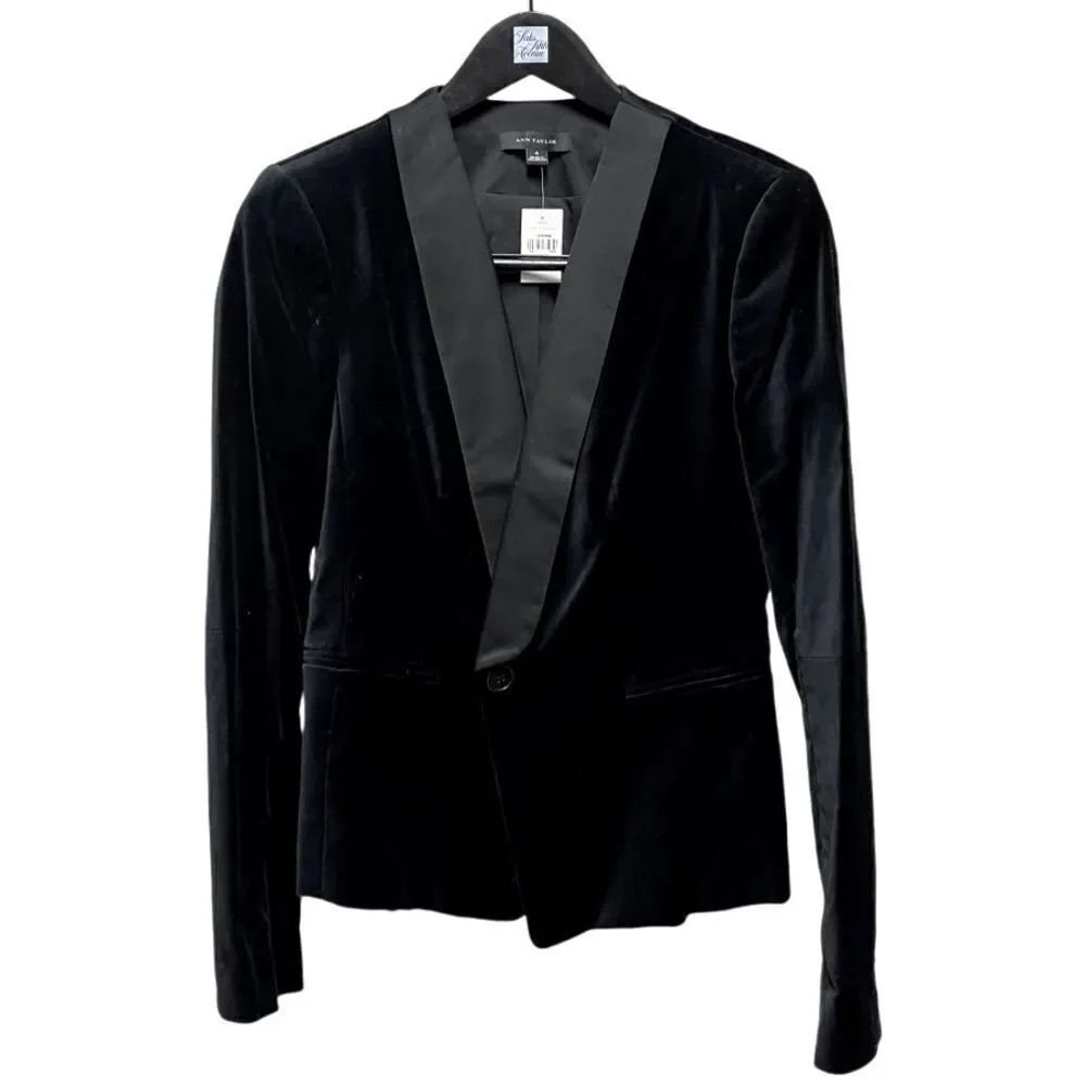 🌟Ann Taylor🌟Velvet Black 2 Piece Suite